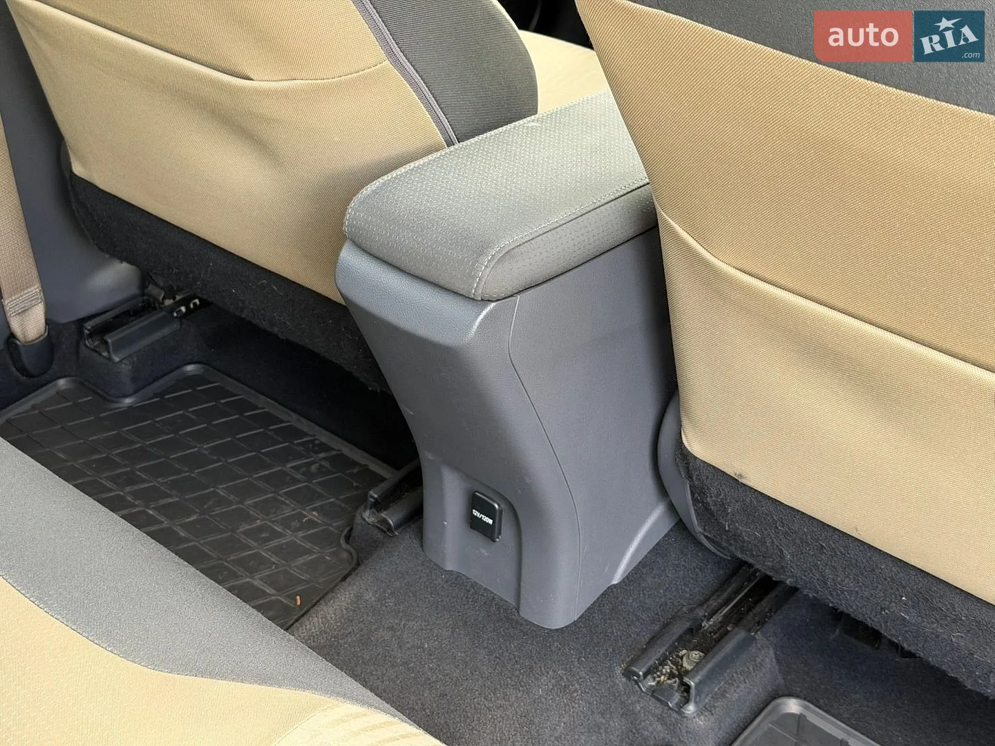 2016 Toyota Prius - мініатюра 37