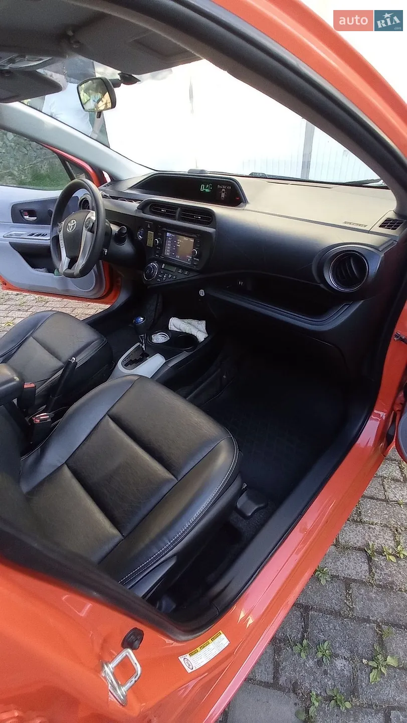 2012 Toyota Prius - мініатюра 16