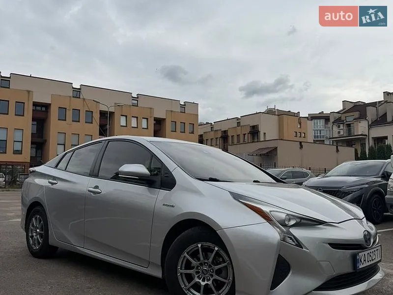Toyota Prius 2017