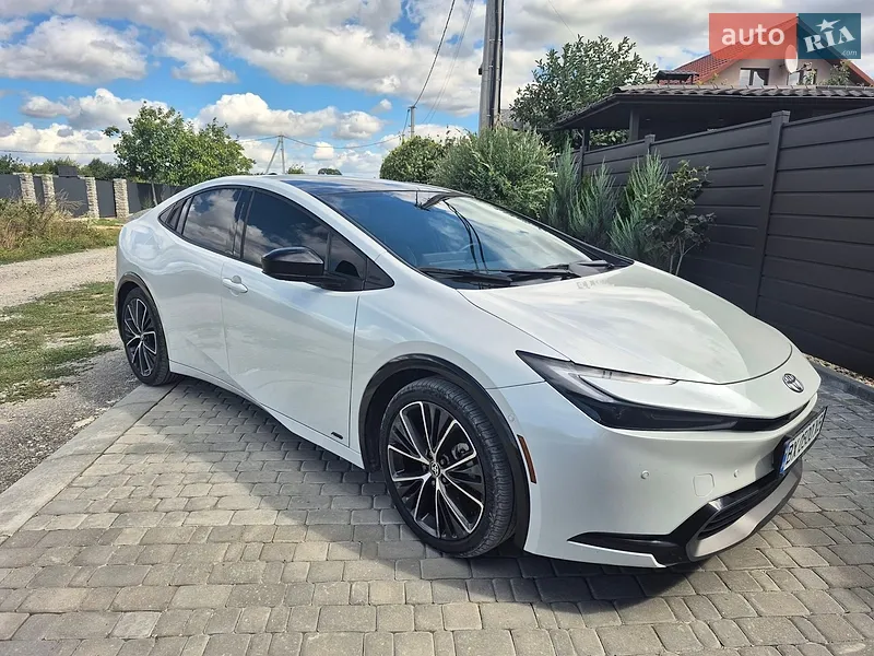 Toyota Prius 2024