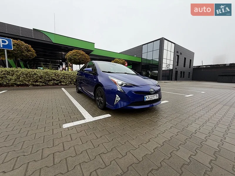 Toyota Prius 2016