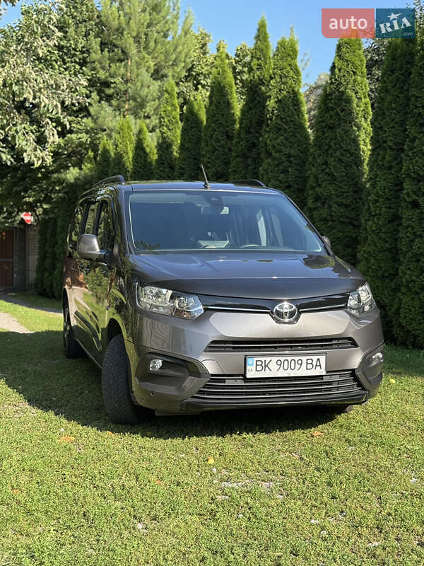 Toyota Proace City Verso 2021
