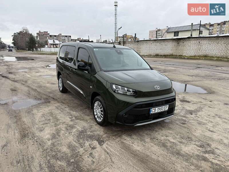 Toyota Proace City Verso 2024