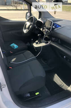 Вантажний фургон Toyota Proace City 2020 в 