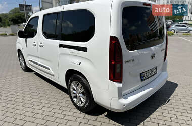 Минивэн Toyota Proace City 2021 в 