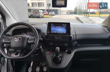 Минивэн Toyota Proace City 2020 в 