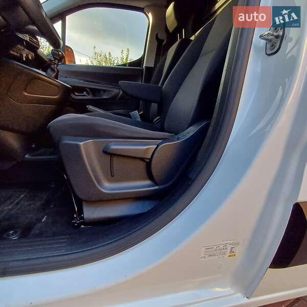 Вантажний фургон Toyota Proace City 2022 в Житомирі