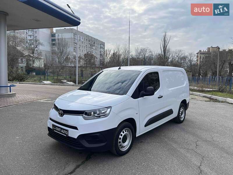 Toyota Proace City 2023