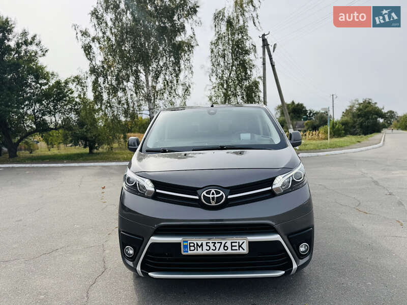 Мінівен Toyota Proace Verso 2019 в Ромнах