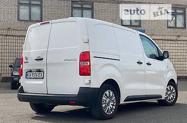 Универсал Toyota Proace 2017 в Киеве