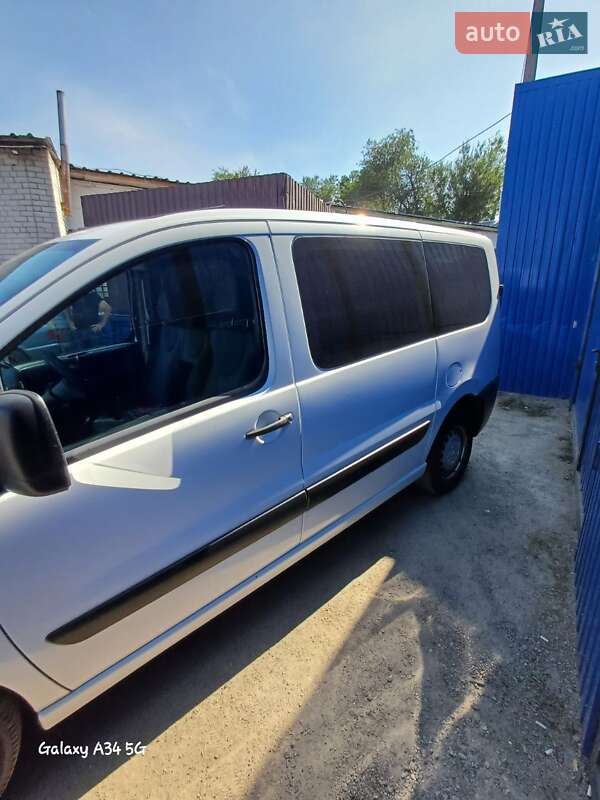 Минивэн Toyota Proace 2014 в Днепре