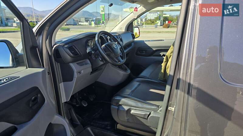 Грузовой фургон Toyota Proace 2018 в Тячеве