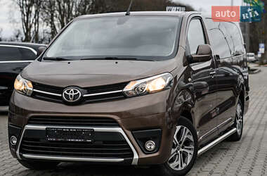 Мінівен Toyota Proace 2018 в Львові