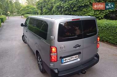 Мінівен Toyota Proace 2019 в Бершаді