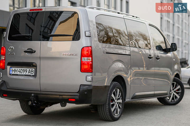 Мінівен Toyota Proace 2019 в Львові