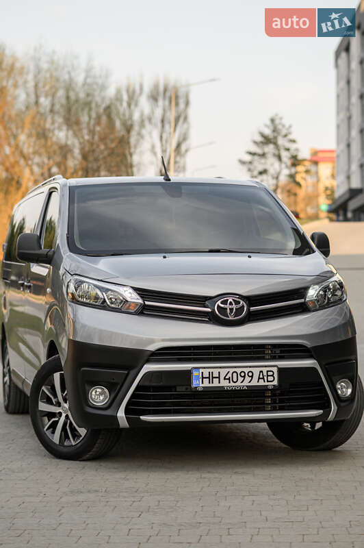Мінівен Toyota Proace 2019 в Львові