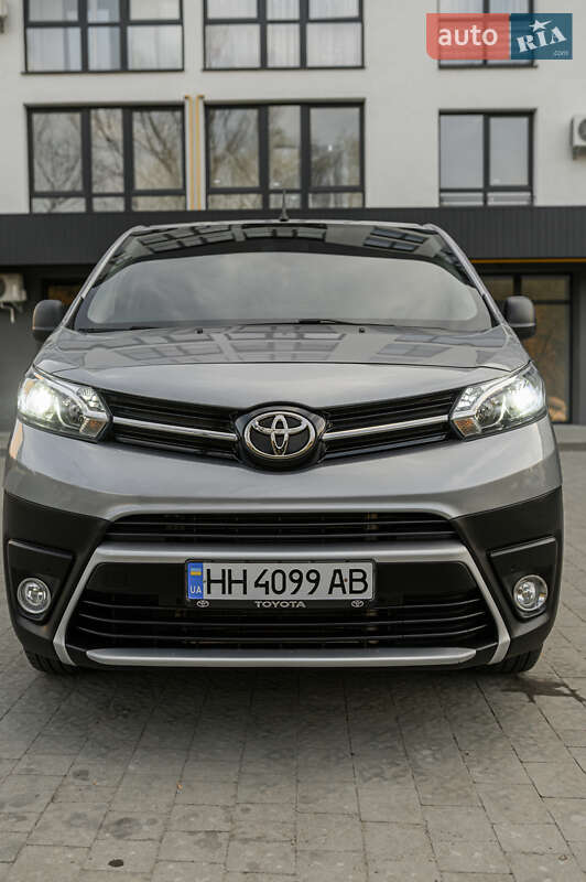 Мінівен Toyota Proace 2019 в Львові