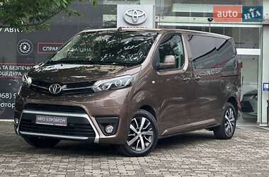Минивэн Toyota Proace 2018 в Ужгороде
