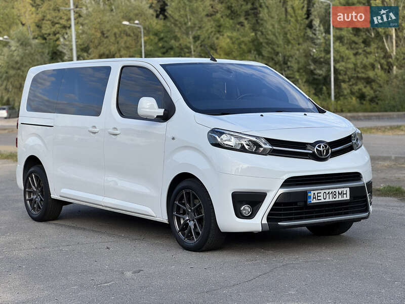 Мінівен Toyota Proace 2019 в Дніпрі