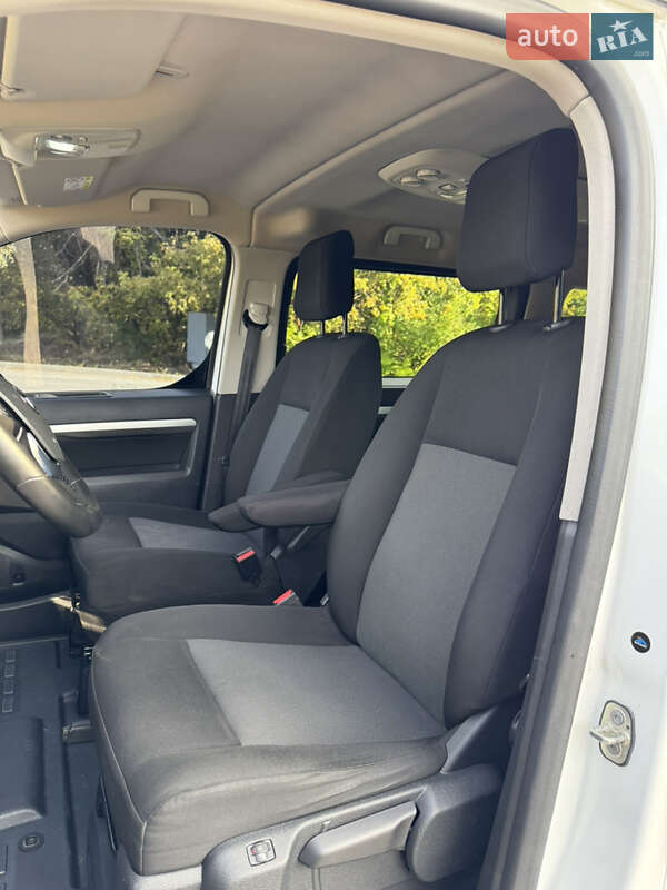 Мінівен Toyota Proace 2019 в Дніпрі