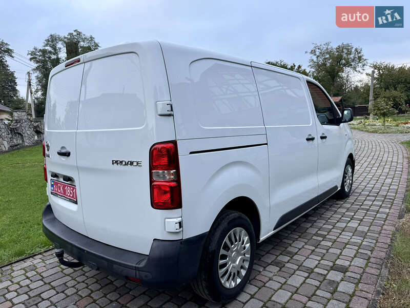Грузовой фургон Toyota Proace 2023 в Калуше