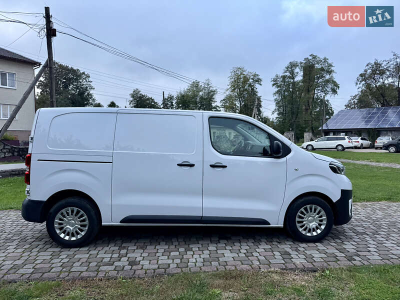 Грузовой фургон Toyota Proace 2023 в Калуше