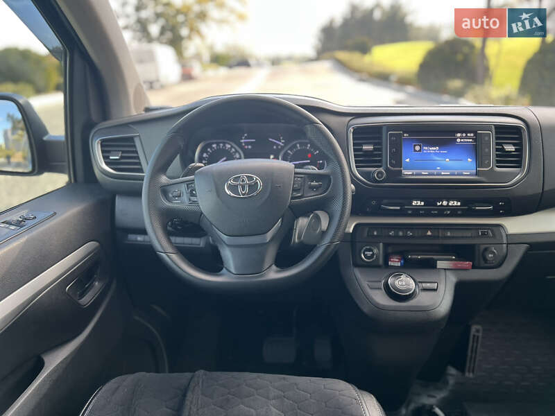 Мінівен Toyota Proace 2017 в Дніпрі фото 42 Мінівен Toyota Proace 2017 в Дніпрі