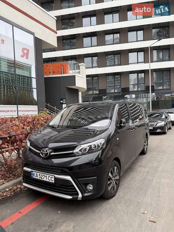 Мінівен Toyota Proace 2021 в Києві