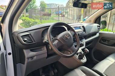 Грузовой фургон Toyota Proace 2020 в 