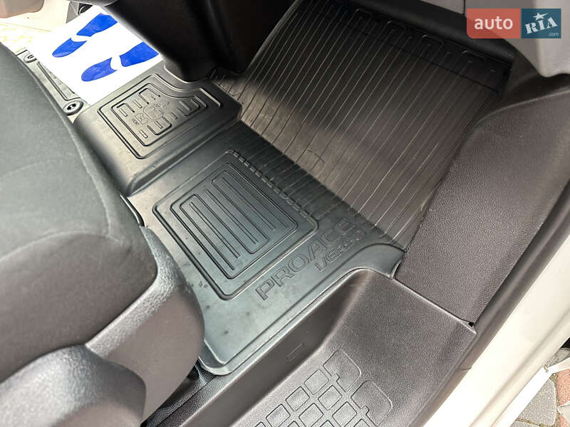 Минивэн Toyota Proace 2021 в Ивано-Франковске фото 143 Минивэн Toyota Proace 2021 в Ивано-Франковске