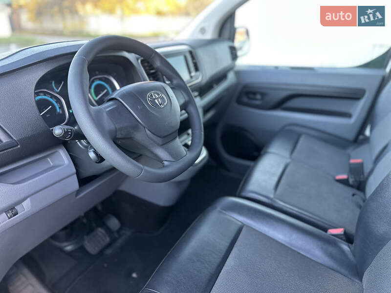 Грузовой фургон Toyota Proace 2021 в Владимире фото 11 Грузовой фургон Toyota Proace 2021 в Владимире