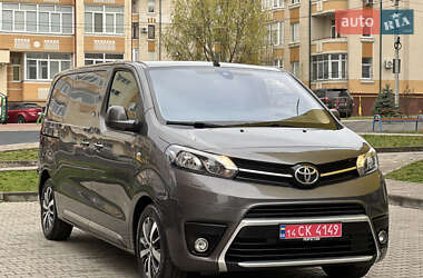Мікроавтобус вантажний (до 3,5т) Toyota Proace 2018 в Чернівцях