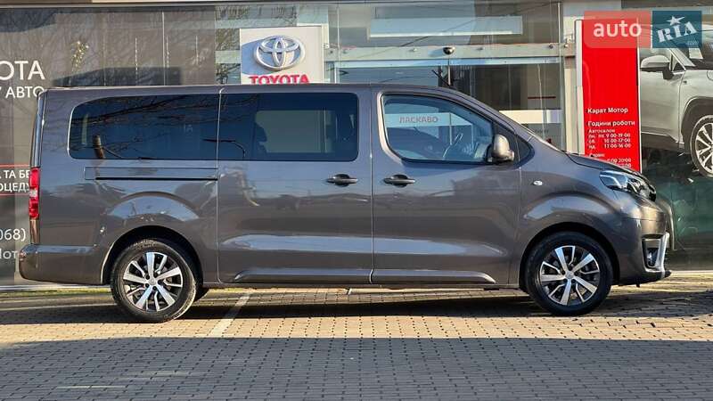Минивэн Toyota Proace 2023 в Ужгороде