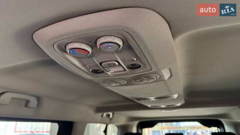 Минивэн Toyota Proace 2023 в Ужгороде