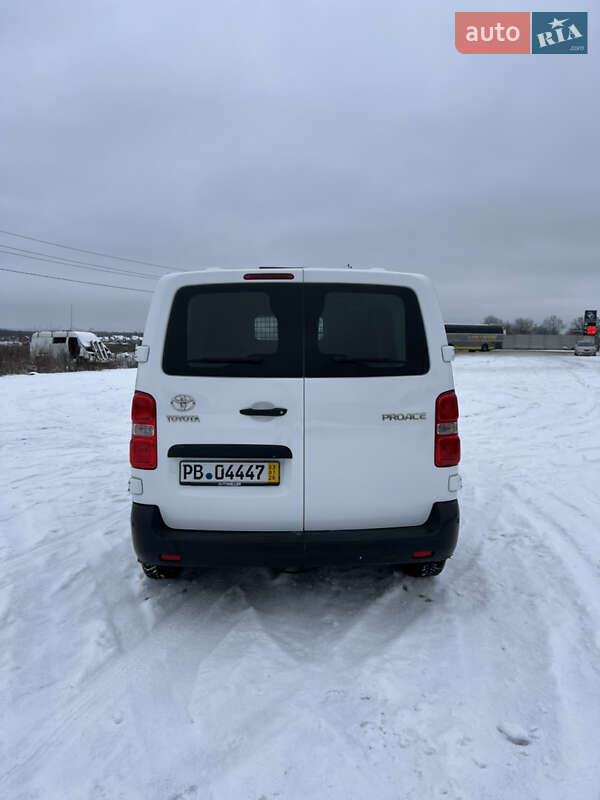 Грузопассажирский фургон Toyota Proace 2020 в Виннице