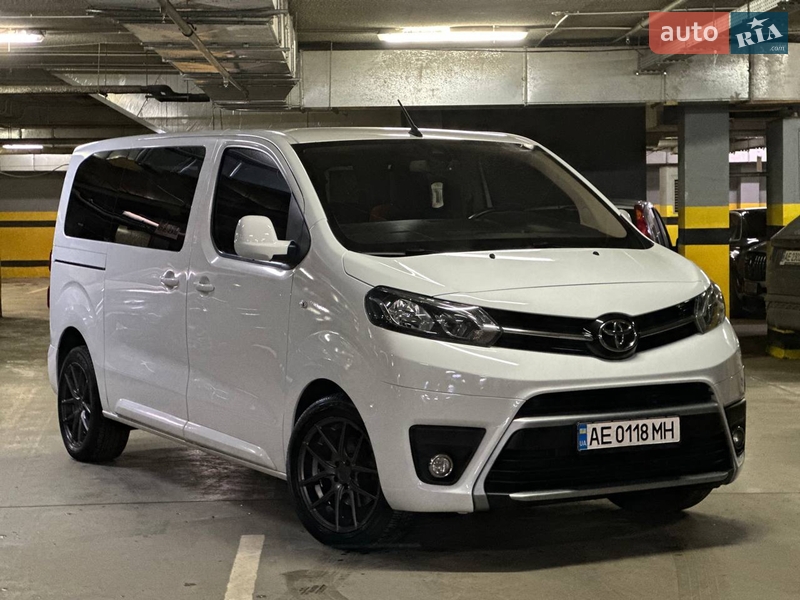 Мінівен Toyota Proace 2019 в Дніпрі