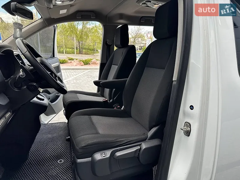 Toyota Proace 2019 VIN YARVEAHXVGZ164134 фото оголошення 16 з 85