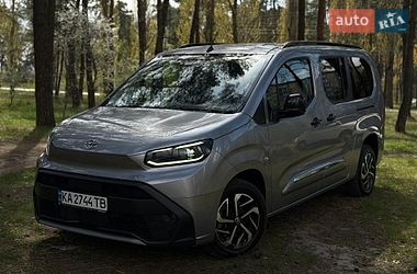 Минивэн Toyota Proace 2025 в Киеве