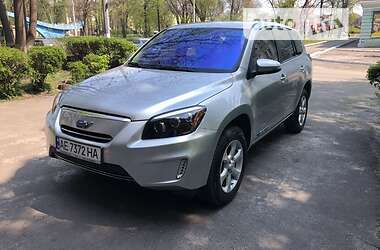 Внедорожник / Кроссовер Toyota RAV4 EV 2014 в Днепре