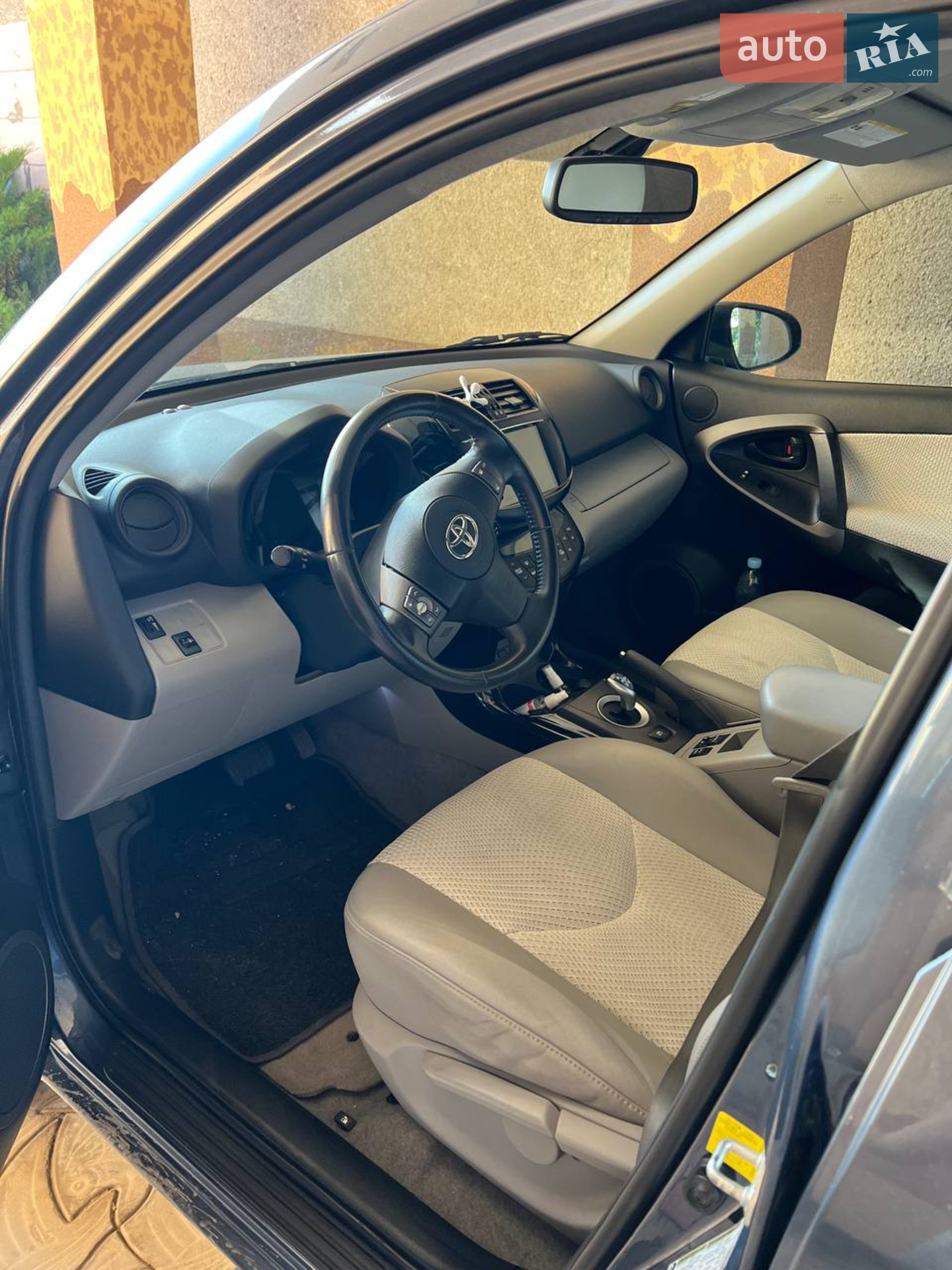 2014 Toyota RAV 4 - мініатюра 4