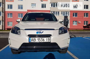 Внедорожник / Кроссовер Toyota RAV4 EV 2013 в Виннице