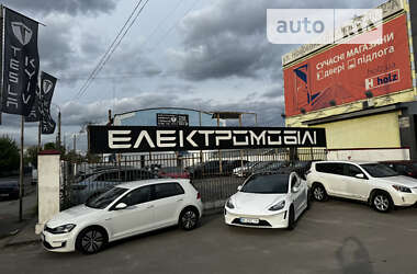 Внедорожник / Кроссовер Toyota RAV4 EV 2013 в Киеве