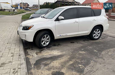 Позашляховик / Кросовер Toyota RAV4 EV 2014 в 