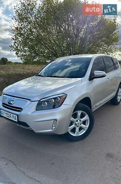 Внедорожник / Кроссовер Toyota RAV4 EV 2014 в 