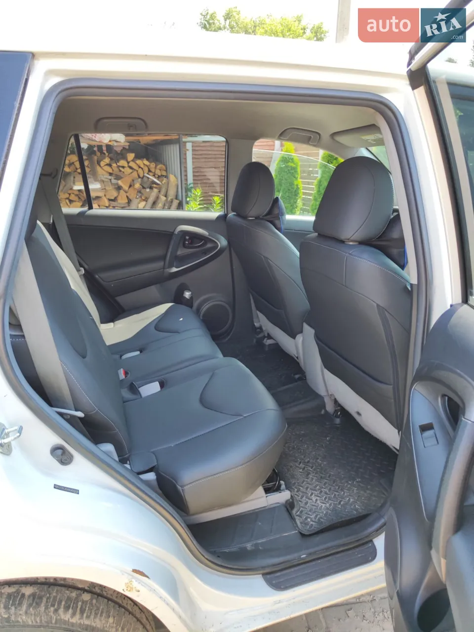 2013 Toyota RAV 4 - мініатюра 15