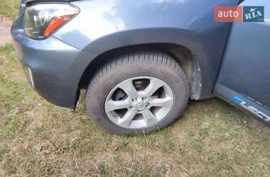 Позашляховик / Кросовер Toyota RAV4 EV 2014 в 
