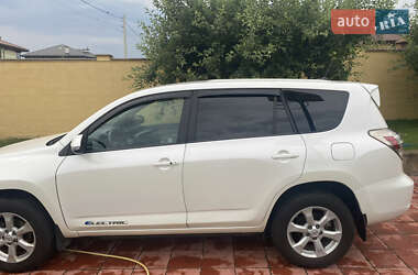 Внедорожник / Кроссовер Toyota RAV4 EV 2014 в 