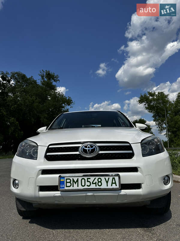 Внедорожник / Кроссовер Toyota RAV4 EV 2013 в Ромнах