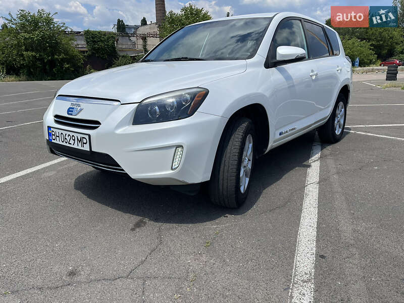 Внедорожник / Кроссовер Toyota RAV4 EV 2013 в Одессе фото 3 Внедорожник / Кроссовер Toyota RAV4 EV 2013 в Одессе