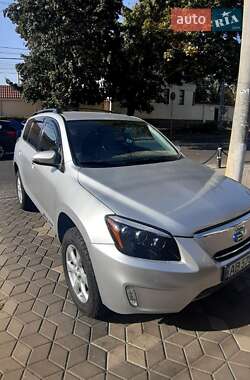 Позашляховик / Кросовер Toyota RAV4 EV 2014 в Одесі